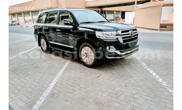Acheter Import Voiture Toyota Land Cruiser Noir à Import - Dubai, Togo Acheter Import Voiture Toyota Land Cruiser Noir à Import - Dubai, Togo