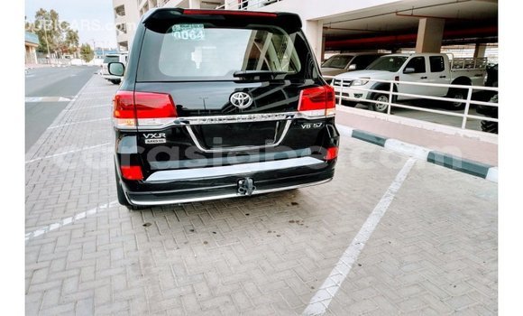 Acheter Import Voiture Toyota Land Cruiser Noir à Import - Dubai, Togo Acheter Import Voiture Toyota Land Cruiser Noir à Import - Dubai, Togo