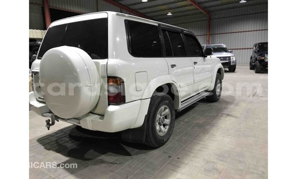 Acheter Import Voiture Nissan Patrol Blanc à Import - Dubai, Togo Acheter Import Voiture Nissan Patrol Blanc à Import - Dubai, Togo