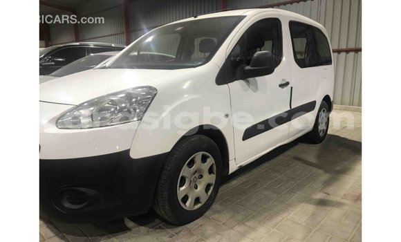 Buy Import Peugeot Partner White Car in Import - Dubai in Togo