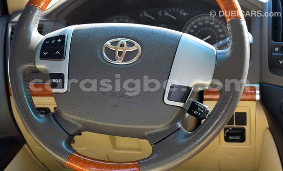 Acheter Import Voiture Toyota Land Cruiser Autre à Import - Dubai, Togo Acheter Import Voiture Toyota Land Cruiser Autre à Import - Dubai, Togo