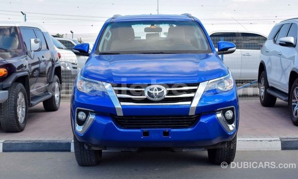 Acheter Import Voiture Toyota Fortuner Bleu à Import - Dubai, Togo Acheter Import Voiture Toyota Fortuner Bleu à Import - Dubai, Togo