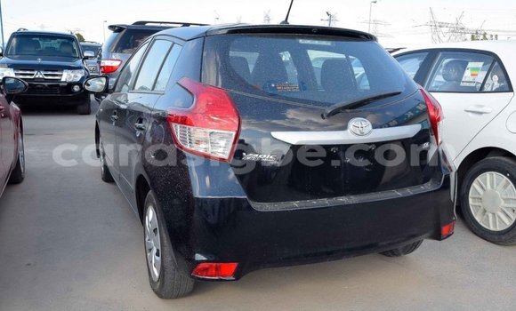 Acheter Import Voiture Toyota Yaris Noir à Import - Dubai, Togo Acheter Import Voiture Toyota Yaris Noir à Import - Dubai, Togo