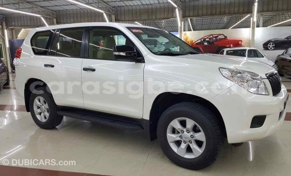 Acheter Import Voiture Toyota Prado Blanc à Import - Dubai, Togo Acheter Import Voiture Toyota Prado Blanc à Import - Dubai, Togo