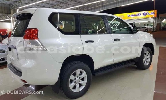 Acheter Import Voiture Toyota Prado Blanc à Import - Dubai, Togo Acheter Import Voiture Toyota Prado Blanc à Import - Dubai, Togo