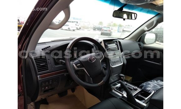Acheter Import Voiture Toyota Land Cruiser Marron à Import - Dubai, Togo Acheter Import Voiture Toyota Land Cruiser Marron à Import - Dubai, Togo
