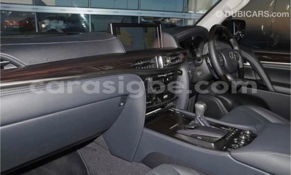 Acheter Import Voiture Lexus LX Noir à Import - Dubai, Togo
