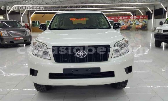 Acheter Import Voiture Toyota Prado Blanc à Import - Dubai, Togo Acheter Import Voiture Toyota Prado Blanc à Import - Dubai, Togo