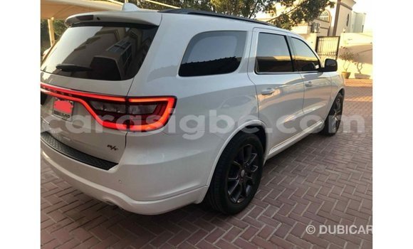Acheter Import Voiture Dodge Durango Blanc à Import - Dubai, Togo Acheter Import Voiture Dodge Durango Blanc à Import - Dubai, Togo