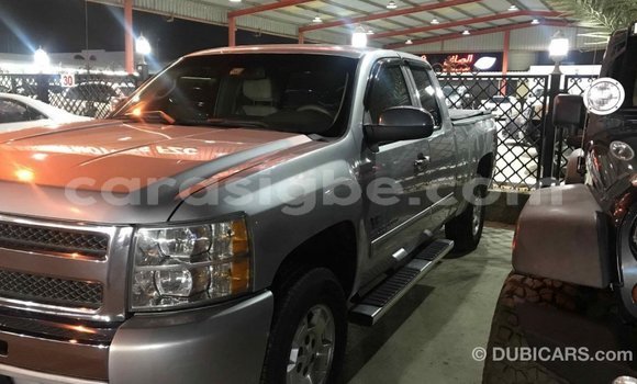 Acheter Import Voiture Chevrolet Silverado Autre à Import - Dubai, Togo Acheter Import Voiture Chevrolet Silverado Autre à Import - Dubai, Togo