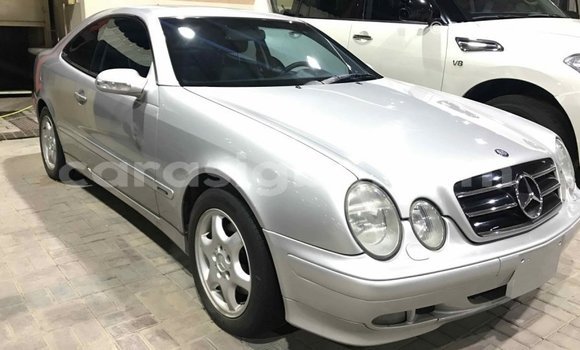 Acheter Import Voiture Mercedes‒Benz 190 (W201) Autre à Import - Dubai, Togo Acheter Import Voiture Mercedes‒Benz 190 (W201) Autre à Import - Dubai, Togo