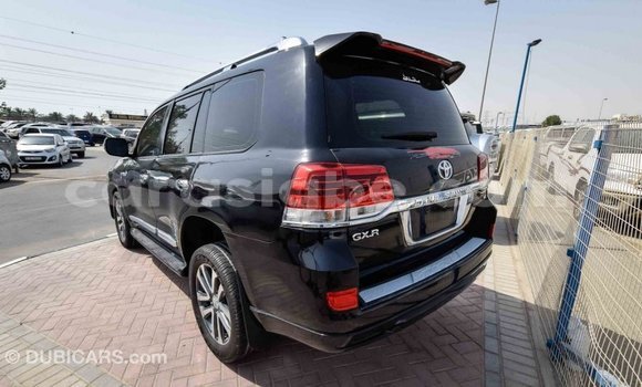 Acheter Import Voiture Toyota Land Cruiser Noir à Import - Dubai, Togo Acheter Import Voiture Toyota Land Cruiser Noir à Import - Dubai, Togo