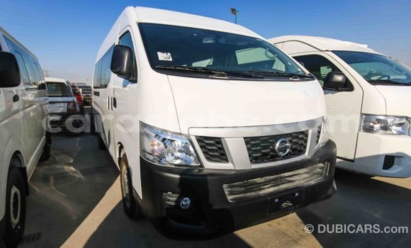 Acheter Import Utilitaire Nissan Evalia Blanc à Import - Dubai, Togo