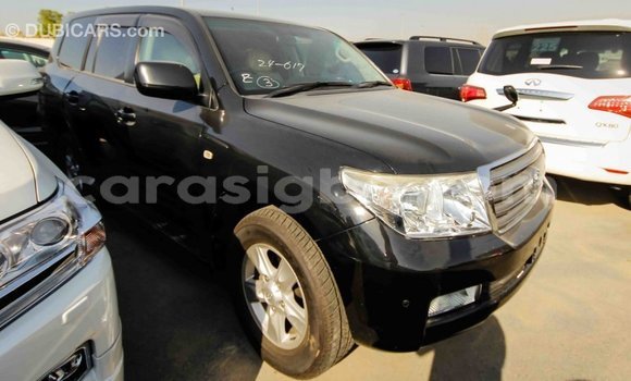 Acheter Import Voiture Toyota Land Cruiser Noir à Import - Dubai, Togo Acheter Import Voiture Toyota Land Cruiser Noir à Import - Dubai, Togo