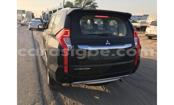 Buy Import Mitsubishi Montero Black Car in Import - Dubai in Togo