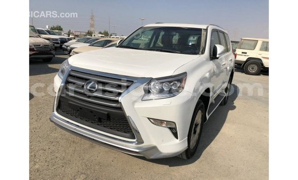Acheter Import Voiture Lexus GX 460 Blanc à Import - Dubai, Togo Acheter Import Voiture Lexus GX 460 Blanc à Import - Dubai, Togo