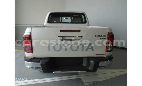 Buy Import Toyota Hilux White Car in Import - Dubai in Togo Buy Import Toyota Hilux White Car in Import - Dubai in Togo