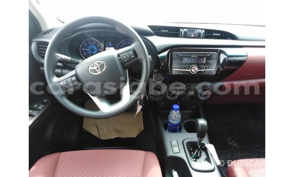 Acheter Import Voiture Toyota Hilux Autre à Import - Dubai, Togo Acheter Import Voiture Toyota Hilux Autre à Import - Dubai, Togo