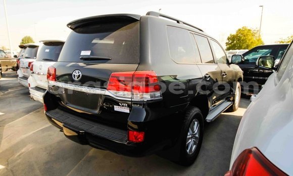 Acheter Import Voiture Toyota Land Cruiser Noir à Import - Dubai, Togo Acheter Import Voiture Toyota Land Cruiser Noir à Import - Dubai, Togo
