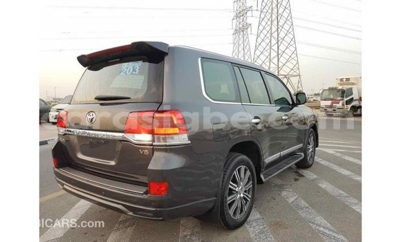 Acheter Import Voiture Toyota Land Cruiser Autre à Import - Dubai, Togo Acheter Import Voiture Toyota Land Cruiser Autre à Import - Dubai, Togo