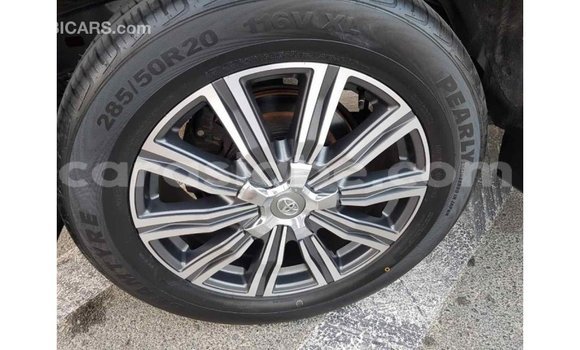 Acheter Import Voiture Toyota Land Cruiser Autre à Import - Dubai, Togo Acheter Import Voiture Toyota Land Cruiser Autre à Import - Dubai, Togo