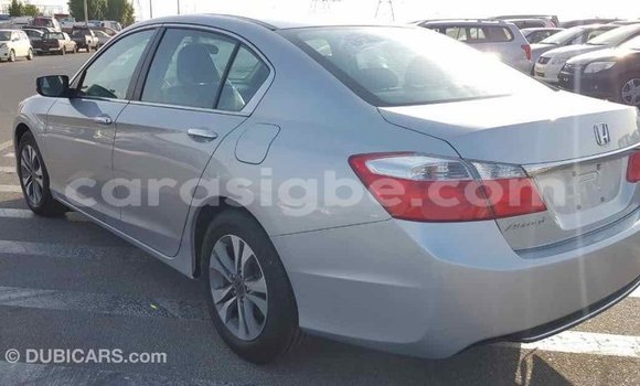 Acheter Import Voiture Honda Accord Autre à Import - Dubai, Togo Acheter Import Voiture Honda Accord Autre à Import - Dubai, Togo
