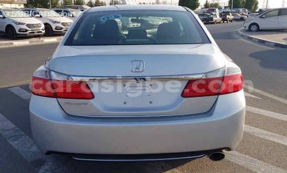 Acheter Import Voiture Honda Accord Autre à Import - Dubai, Togo Acheter Import Voiture Honda Accord Autre à Import - Dubai, Togo
