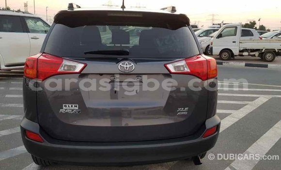Acheter Import Voiture Toyota RAV4 Autre à Import - Dubai, Togo Acheter Import Voiture Toyota RAV4 Autre à Import - Dubai, Togo