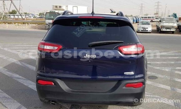 Acheter Import Voiture Jeep Cherokee Bleu à Import - Dubai, Togo Acheter Import Voiture Jeep Cherokee Bleu à Import - Dubai, Togo
