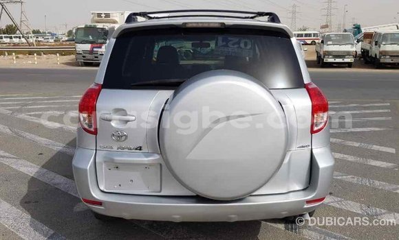 Acheter Import Voiture Toyota RAV4 Autre à Import - Dubai, Togo Acheter Import Voiture Toyota RAV4 Autre à Import - Dubai, Togo