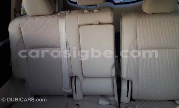 Acheter Import Voiture Toyota Highlander Blanc à Import - Dubai, Togo Acheter Import Voiture Toyota Highlander Blanc à Import - Dubai, Togo