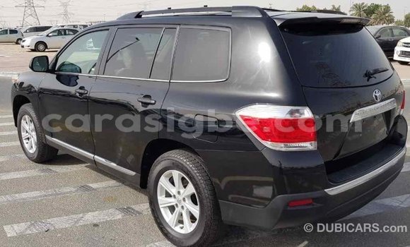Acheter Import Voiture Toyota Highlander Noir à Import - Dubai, Togo Acheter Import Voiture Toyota Highlander Noir à Import - Dubai, Togo