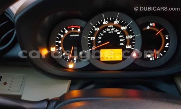 Acheter Import Voiture Toyota RAV4 Bleu à Import - Dubai, Togo Acheter Import Voiture Toyota RAV4 Bleu à Import - Dubai, Togo