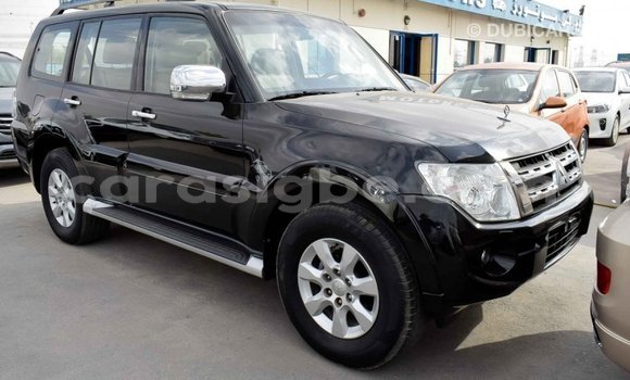 Acheter Import Voiture Mitsubishi Pajero Noir à Import - Dubai, Togo