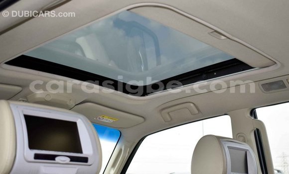 Acheter Import Voiture Mitsubishi Pajero Noir à Import - Dubai, Togo Acheter Import Voiture Mitsubishi Pajero Noir à Import - Dubai, Togo