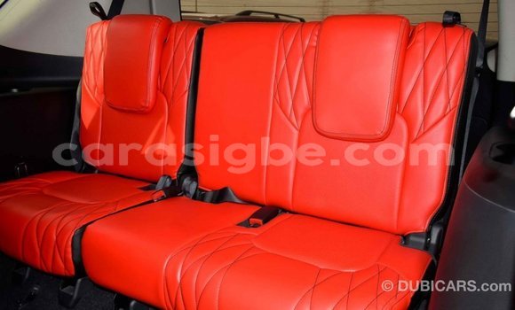 Acheter Import Voiture Nissan Patrol Blanc à Import - Dubai, Togo