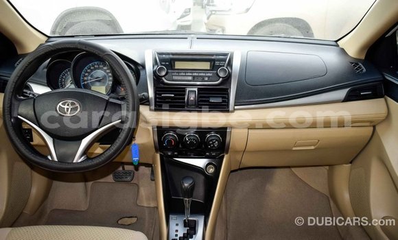 Acheter Import Voiture Toyota Yaris Blanc à Import - Dubai, Togo Acheter Import Voiture Toyota Yaris Blanc à Import - Dubai, Togo