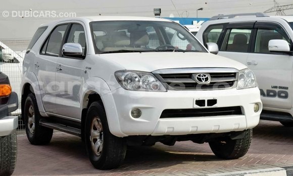 Buy Import Toyota Fortuner White Car in Import - Dubai in Togo