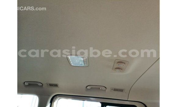 Acheter Import Utilitaire Hyundai Chorus Blanc à Import - Dubai, Togo Acheter Import Utilitaire Hyundai Chorus Blanc à Import - Dubai, Togo