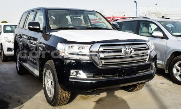 Acheter Import Voiture Toyota Land Cruiser Noir à Import - Dubai, Togo Acheter Import Voiture Toyota Land Cruiser Noir à Import - Dubai, Togo