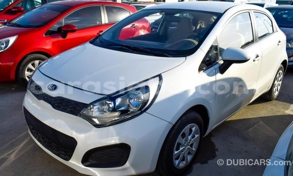 Acheter Import Voiture Kia Rio Blanc à Import - Dubai, Togo