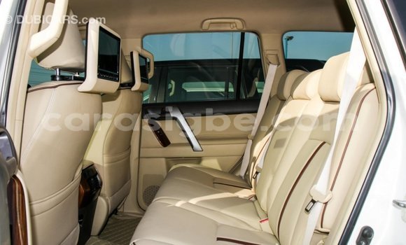 Buy Import Toyota Prado White Car in Import - Dubai in Togo Buy Import Toyota Prado White Car in Import - Dubai in Togo