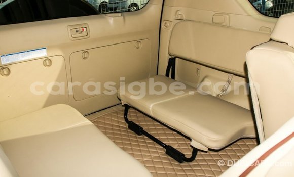 Buy Import Toyota Prado White Car in Import - Dubai in Togo Buy Import Toyota Prado White Car in Import - Dubai in Togo