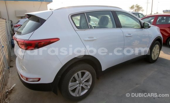 Acheter Import Voiture Kia Sportage Blanc à Import - Dubai, Togo Acheter Import Voiture Kia Sportage Blanc à Import - Dubai, Togo