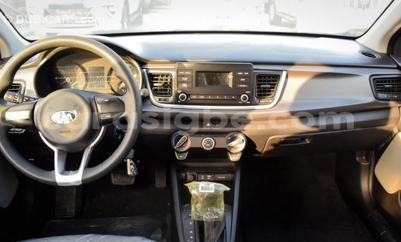 Acheter Import Voiture Kia Rio Noir à Import - Dubai, Togo Acheter Import Voiture Kia Rio Noir à Import - Dubai, Togo