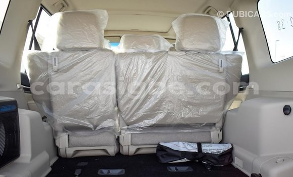 Acheter Import Voiture Mitsubishi Pajero Blanc à Import - Dubai, Togo Acheter Import Voiture Mitsubishi Pajero Blanc à Import - Dubai, Togo