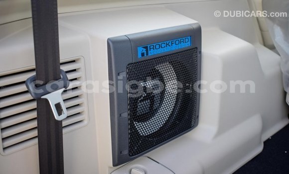 Acheter Import Voiture Mitsubishi Pajero Blanc à Import - Dubai, Togo Acheter Import Voiture Mitsubishi Pajero Blanc à Import - Dubai, Togo