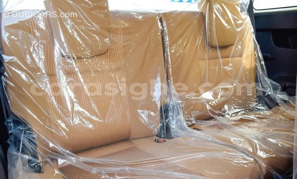 Acheter Import Voiture Toyota Fortuner Blanc à Import - Dubai, Togo Acheter Import Voiture Toyota Fortuner Blanc à Import - Dubai, Togo