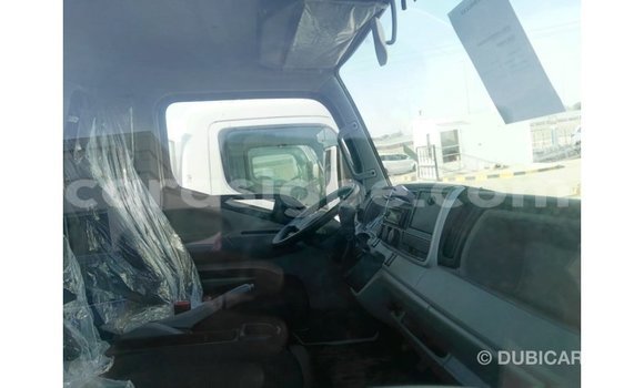 Acheter Import Voiture Mitsubishi i Blanc à Import - Dubai, Togo Acheter Import Voiture Mitsubishi i Blanc à Import - Dubai, Togo