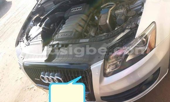 Acheter Occasion Voiture Audi Q5 Gris à Lomé, Togo Acheter Occasion Voiture Audi Q5 Gris à Lomé, Togo